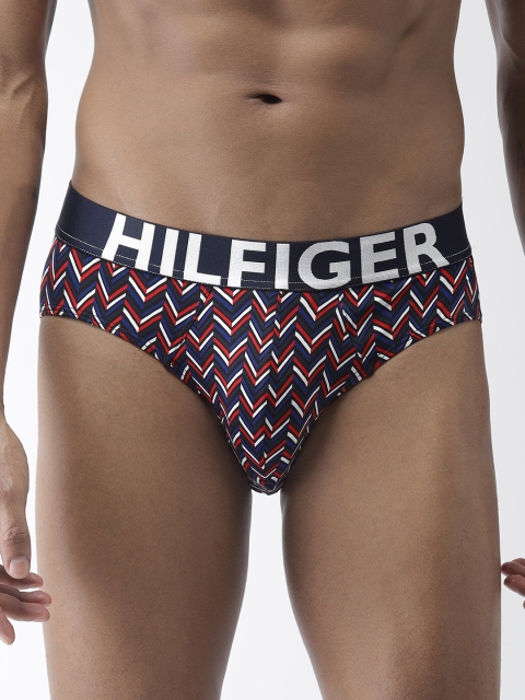 

Tommy Hilfiger Men Red & Black Printed Brief A8AB1107