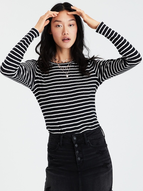 

AMERICAN EAGLE OUTFITTERS Women Black Striped Round Neck T-shirt