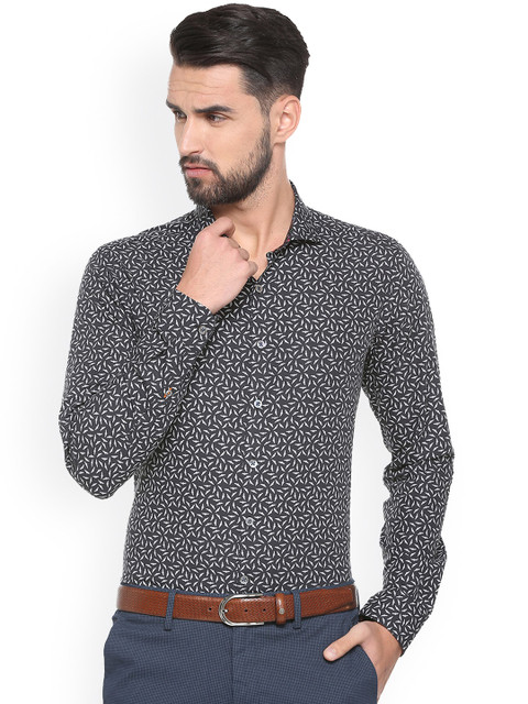 

SIMON CARTER LONDON Men Black & White Slim Fit Printed Casual Shirt