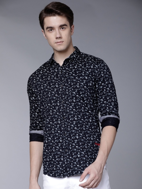 

LOCOMOTIVE Men Navy Blue Slim Fit Floral Print Casual Shirt