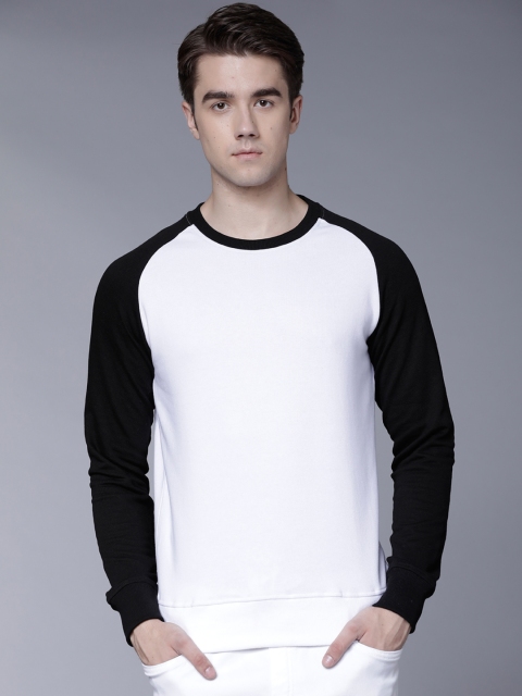 

HIGHLANDER Men White & Black Solid Sweatshirt