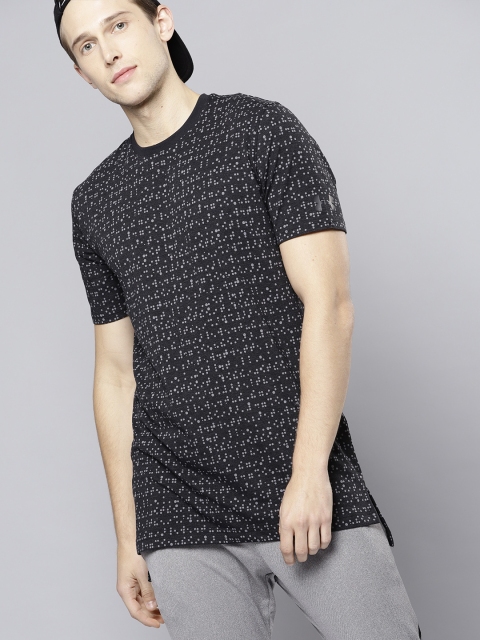 

UNDER ARMOUR Men Black & Grey Printed Baseline Long Line Basketball T-shirt