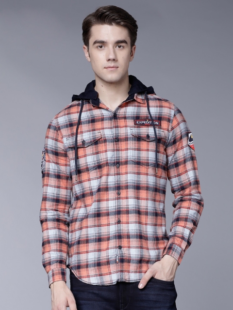

LOCOMOTIVE Men Orange & White Slim Fit Checked Casual Shirt