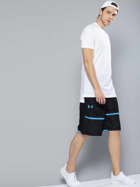 

UNDER ARMOUR Men Black SC30 Pick n Roll 11in Solid Sports Shorts