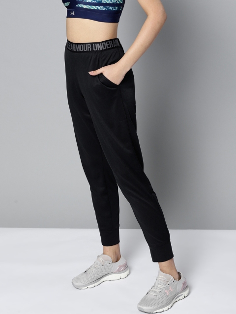 

UNDER ARMOUR Women Black Solid Play Up Cropped Joggers
