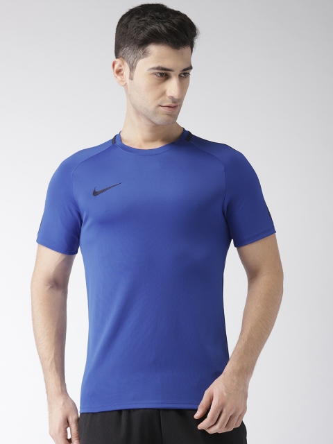 

Nike Men Blue Solid Slim Fit ACDMY T-shirt
