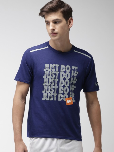 

Nike Men Purple BRTHE RISE DRI-FIT Technology Printed Standard Fit Running T-shirt
