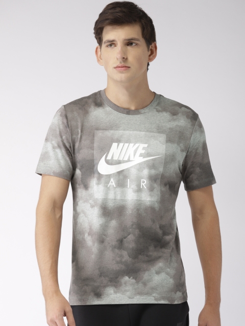 

Nike Men Grey AS NSW CLTR AIR 3 Printed T-Shirt
