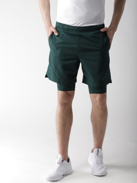 

Nike Men Green Perforated AS Chllgr 2N1 7IN P Running Shorts