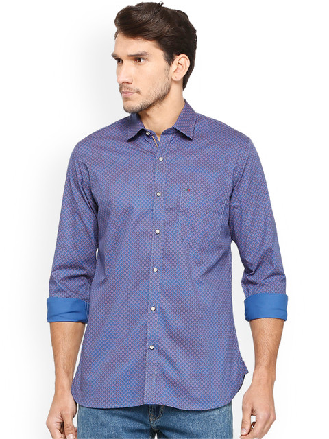

Peter England Casuals Men Blue & Pink Regular Fit Printed Casual Shirt