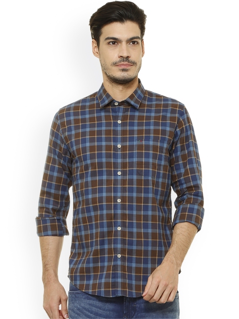 

Peter England Casuals Men Blue & Brown Regular Fit Checked Casual Shirt