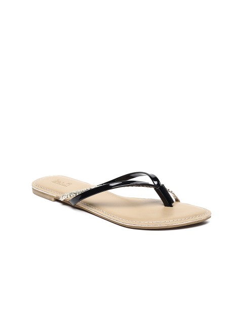 

Inc 5 Black Solid Open Toe Flats
