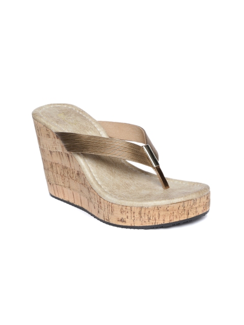 

Inc 5 Women Gold-Toned Solid Wedges