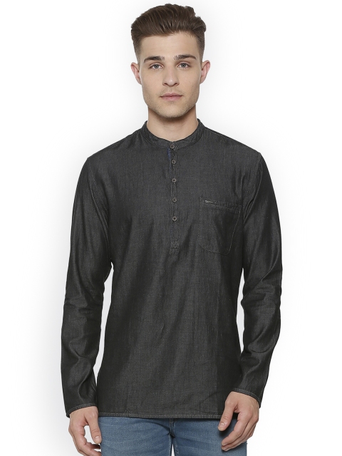 

Peter England Men Black Solid Straight Kurta