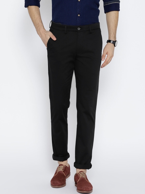 

J Hampstead Men Black Dover Fit Solid Chinos