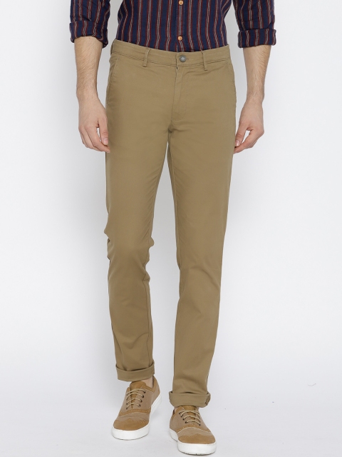 

J Hampstead Men Khaki Slim Fit Solid Chinos