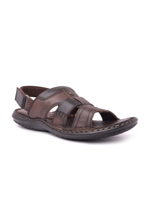 

Buckaroo Men Brown Leather Comfort Sandals