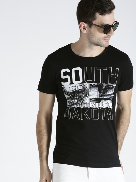 

s.Oliver Men Black Printed Round Neck T-shirt