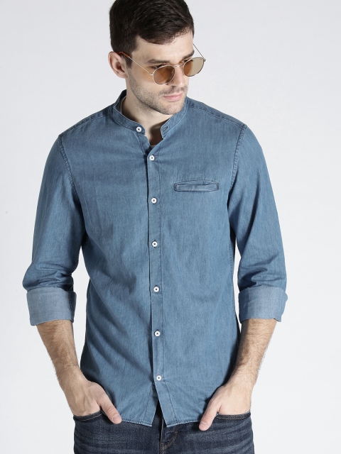 

s.Oliver Men Blue Slim Fit Solid Casual Chambray Shirt