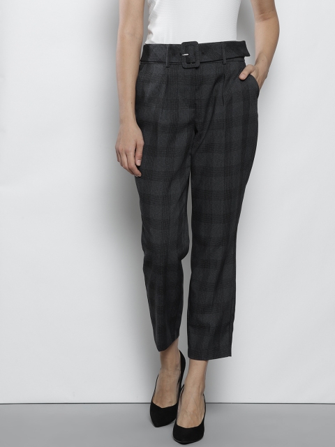 

DOROTHY PERKINS Women Charcoal Grey & Black Tapered Fit Checked Cropped Formal Trousers