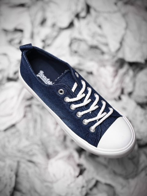 

Roadster Women Navy Blue Sneakers