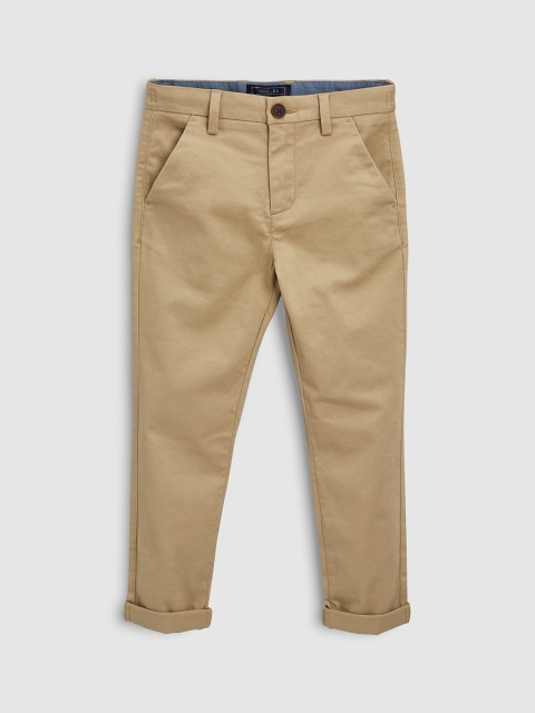 

next Boys Khaki Regular Fit Solid Regular Trousers