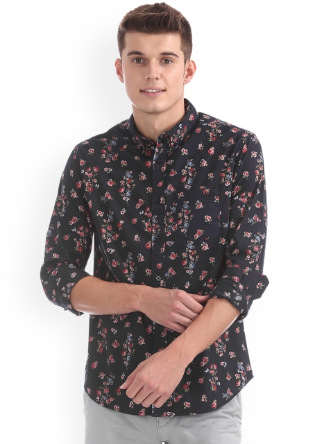 

Aeropostale Men Navy Blue & Blue Regular Fit Printed Casual Shirt