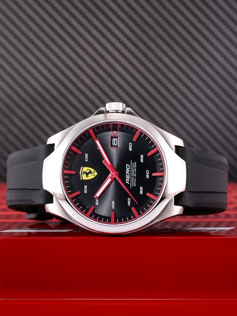 

SCUDERIA FERRARI Men Black Analogue Watch 830506