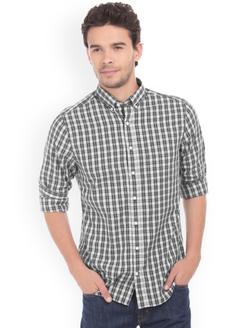 

GANT Men Black & White Slim Fit Checked Casual Shirt