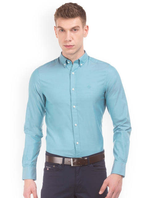 

GANT Men Blue Slim Fit Solid Casual Shirt