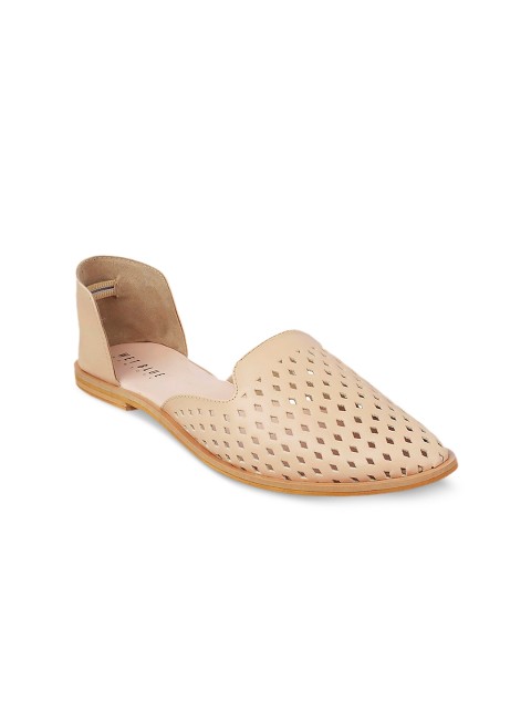 

Wet Blue Women Peach-Coloured Solid Synthetic Flats