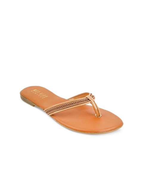 

Wet Blue Women Beige Woven Design T-Strap Flats