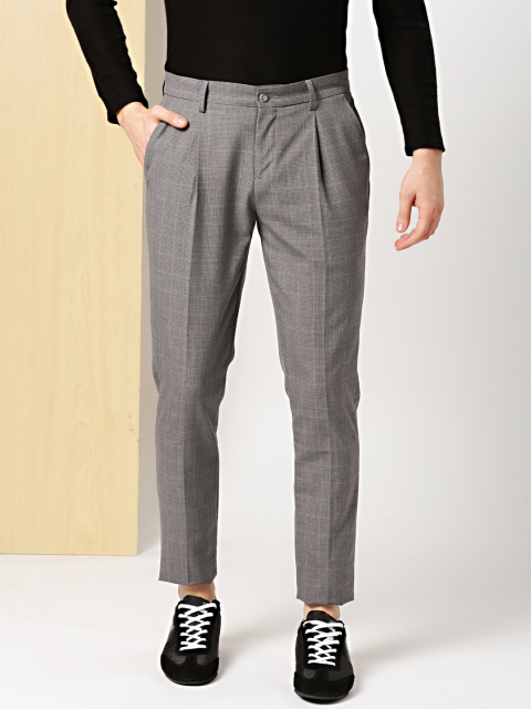 

INVICTUS Men Grey Slim Fit Checked Smart Casual Regular Trousers