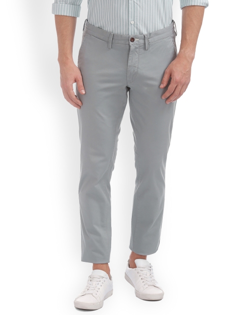 

GANT Men Grey & Blue Slim Fit Solid Chinos