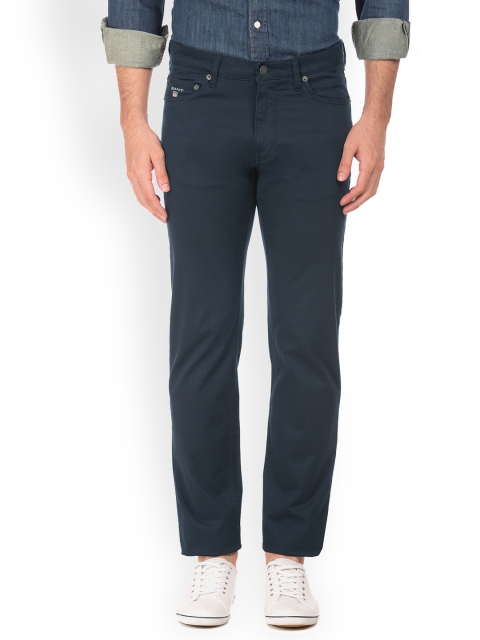 

GANT Men Blue Regular Fit Solid Regular Trousers