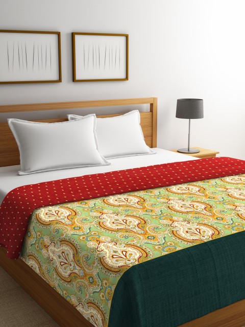 

Portico New York Red & Green Ethnic Motifs AC Room 120 GSM Double Bed Comforter