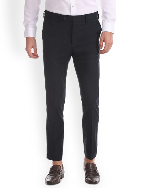 

Arrow Men Navy Blue Tapered Fit Solid Regular Trousers