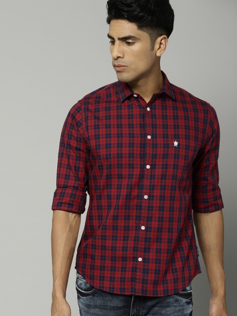 

French Connection Men Red & Navy Blue Slim Fit Checked Casual Shirt