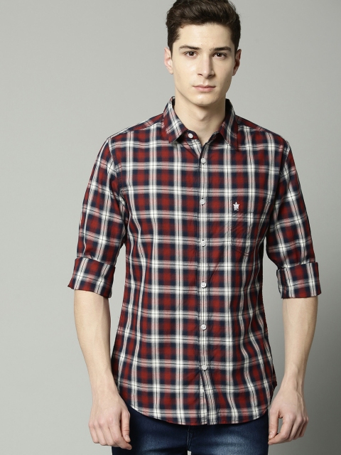 

French Connection Men Maroon & Navy Blue Slim Fit Checked Casual Shirt