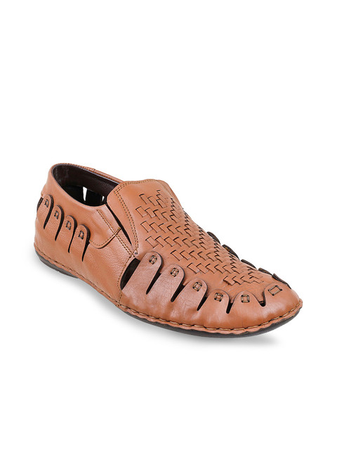 

Mochi Men Tan Shoe-Style Sandals