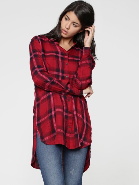 

ONLY Women Black & Red Regular Fit Checked Casual High-Low Shirt