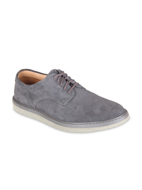 

Clarks Men Grey Suede Sneakers
