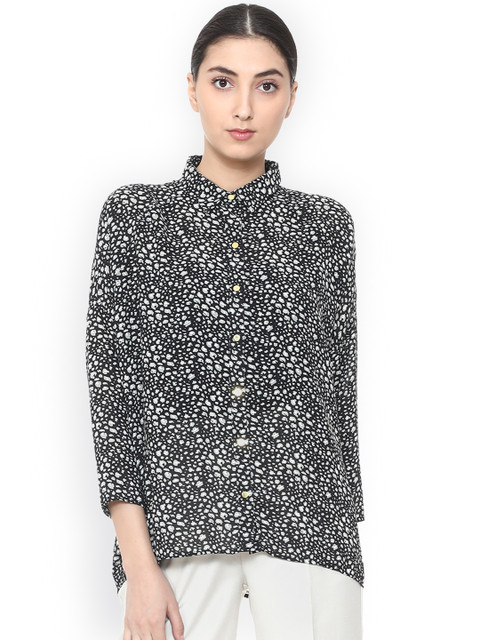 

Van Heusen Woman Black & White Regular Fit Printed Casual Shirt