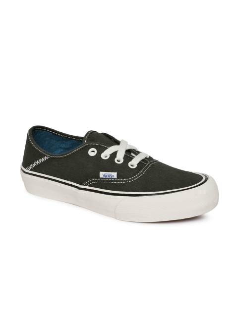 

Vans Men Black Sneakers