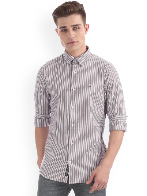 

GANT Men Grey & White Slim Fit Striped Casual Shirt