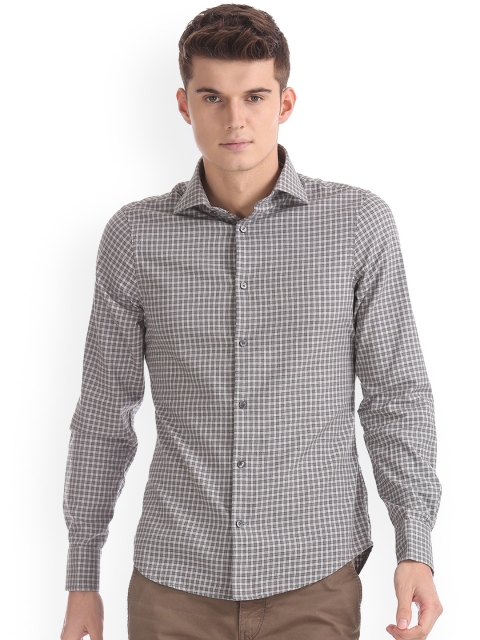 

GANT Men Grey Slim Fit Checked Casual Shirt