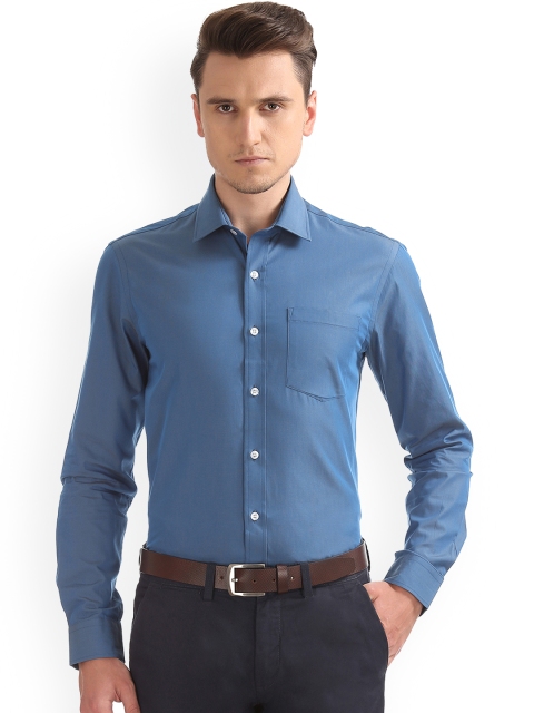 

Arrow Men Blue Slim Fit Solid Formal Shirt