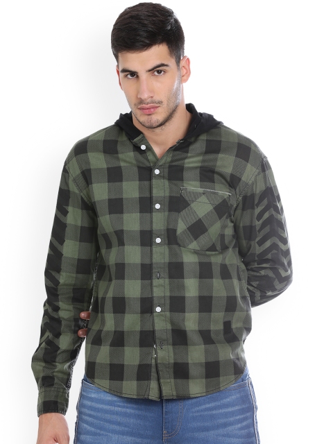 

Blue Saint Men Green & Black Slim Fit Checked Casual Shirt