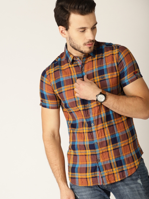

United Colors of Benetton Men Mustard Yellow & Navy Blue Slim Fit Checked Casual Shirt