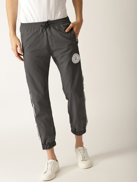 

United Colors of Benetton Men Grey Solid Joggers